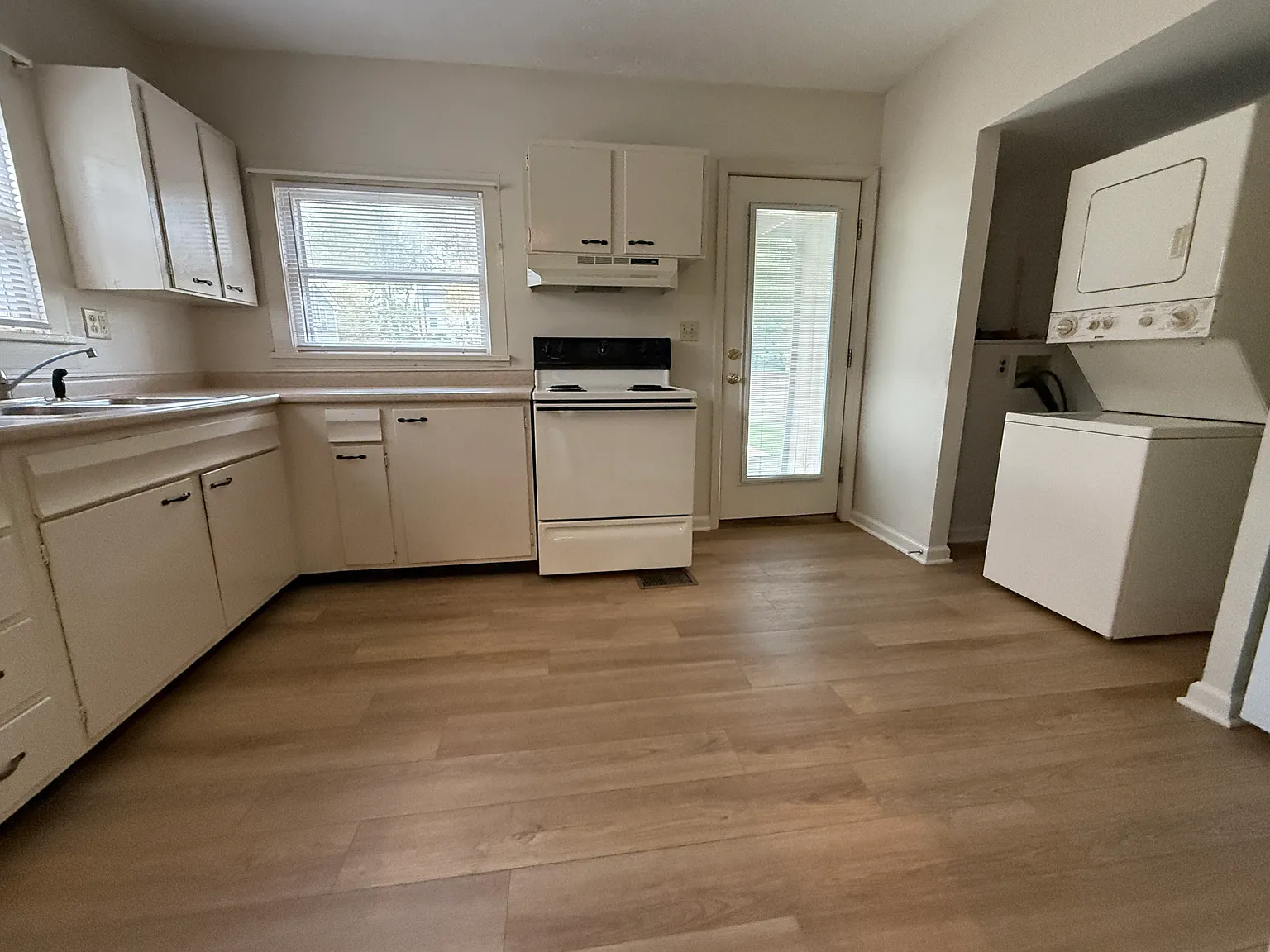 107 Highland Ave — Photo 3