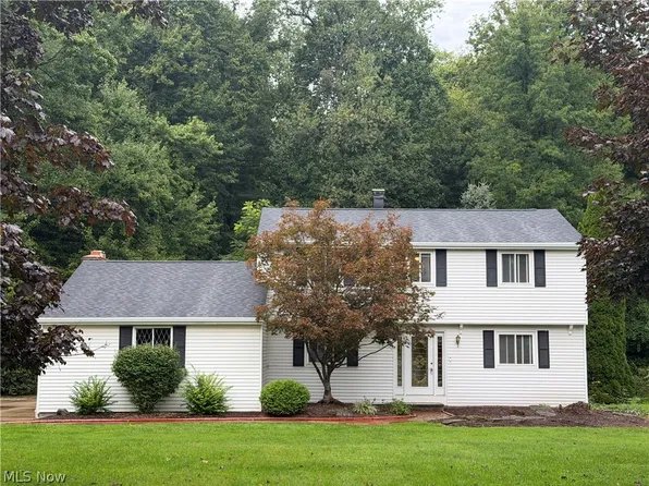 8094 Rolling Brook Rd, Northfield, OH 44067
