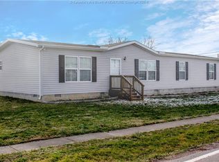 116 Eighteen Mile Creek Rd, Buffalo, WV 25033