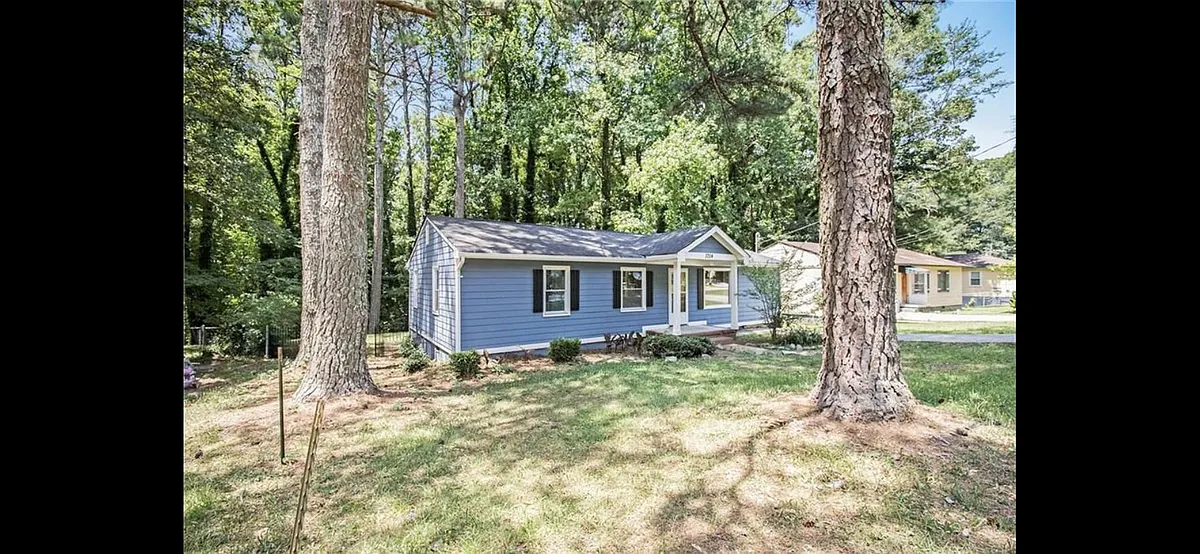 Building Photo - 3704 Asbury Ln SW