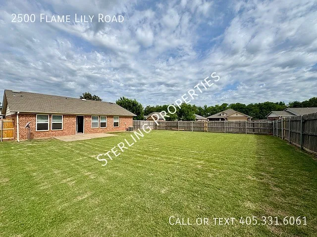 2500 Flame Lily Rd — Photo 34
