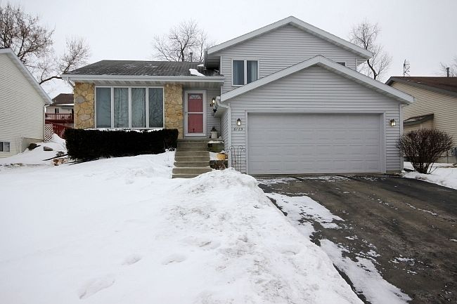 1st image of 6125 Thornebury Dr