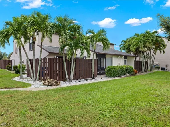 8977 Somerset Blvd, Fort Myers, FL 33919