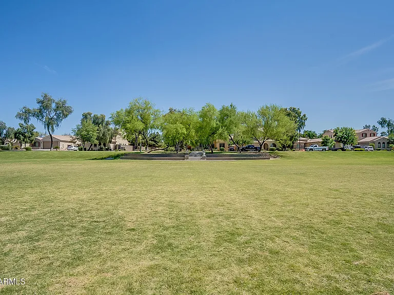 4711 E Buckboard Ct — Photo 56