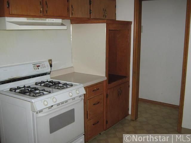 2nd image of 3314 Sheridan Ave N