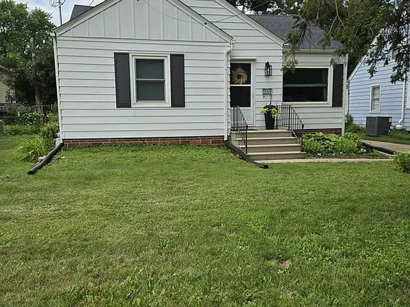 2314 53rd St, Des Moines, IA 50310