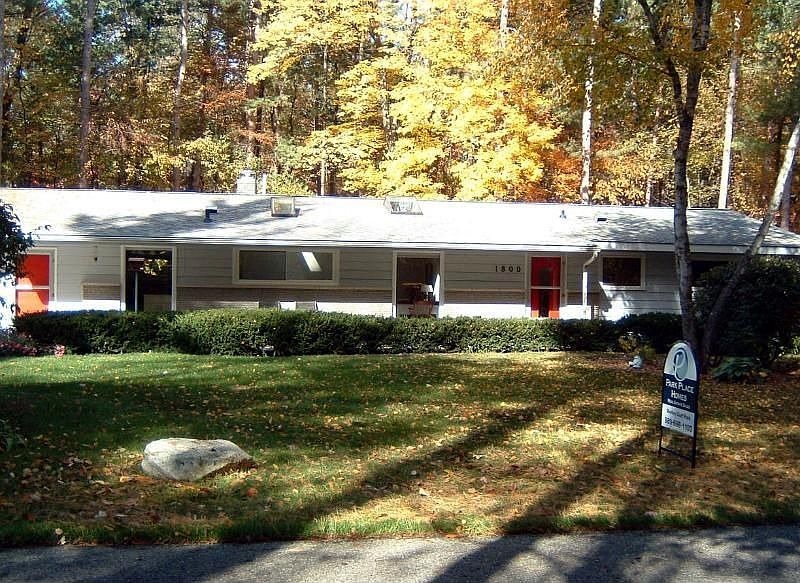 1st image of 1800 Lawrence Dr
