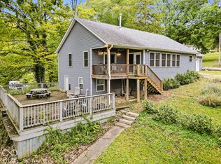 8616 S Riser Dr, Nineveh, IN 46164