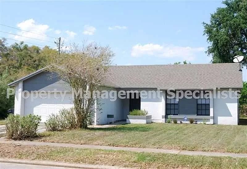 1st image of 2800 Buccaneer Dr