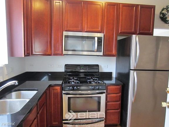2nd image of 4012 N Albany Ave #B-1