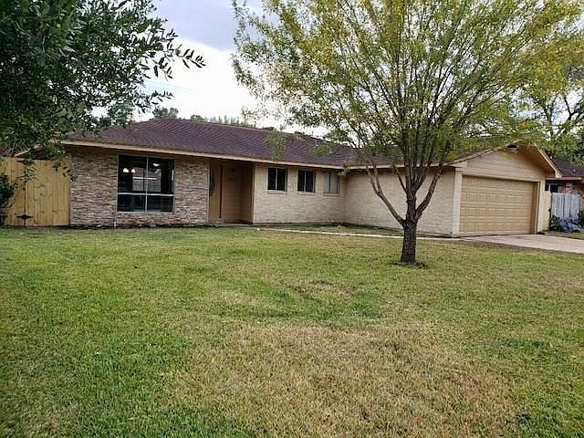 1st image of 13338 Forest Knoll Dr
