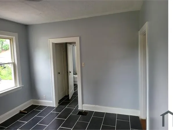 4950 Ralph Ave #1, Cincinnati, OH 45238