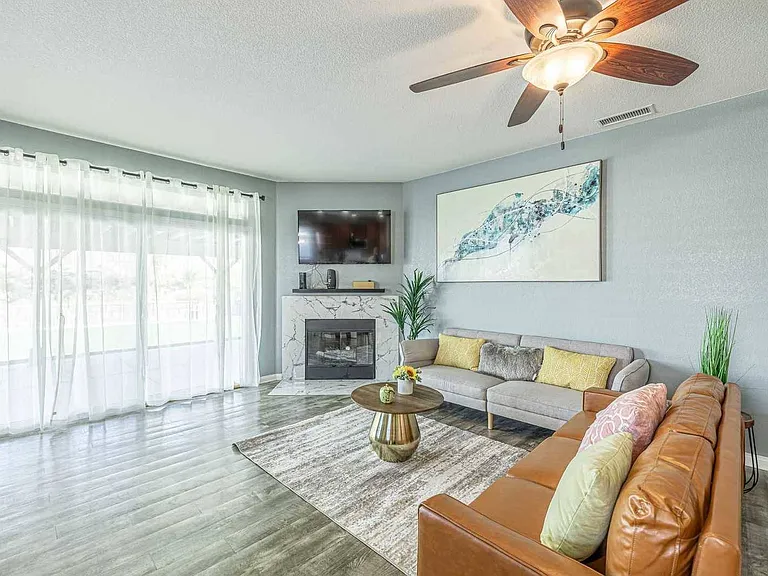 37058 Alton Dr — Photo 5