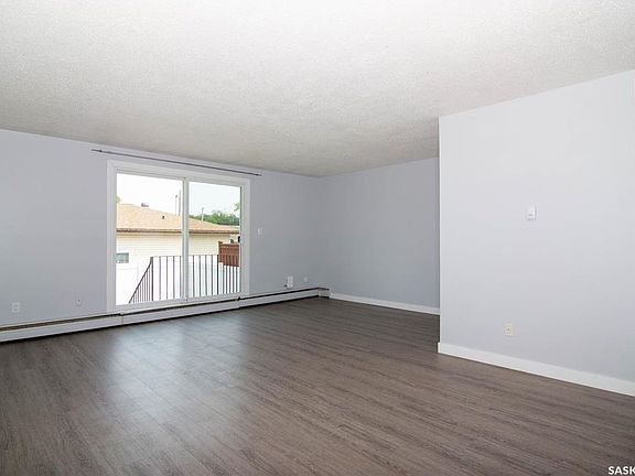 4th image of 1625 Thompson AVENUE