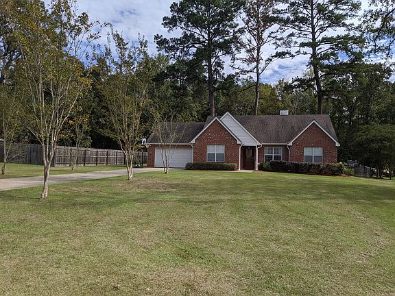 3rd image of 258 Julia Ann Dr