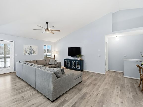5th image of 6142 Weber Oaks Dr