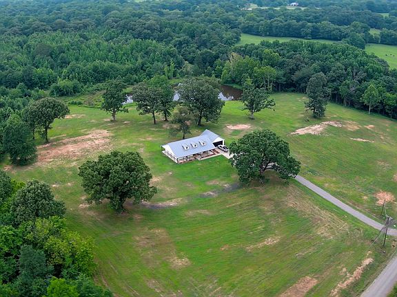 4th image of 4109 W Creek Rd