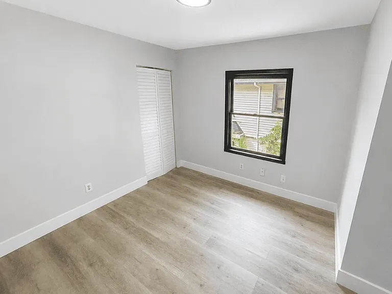 249 Lexington Ave #249 — Photo 10