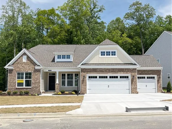 1130 Wharf Hill Dr, Smithfield, VA 23430