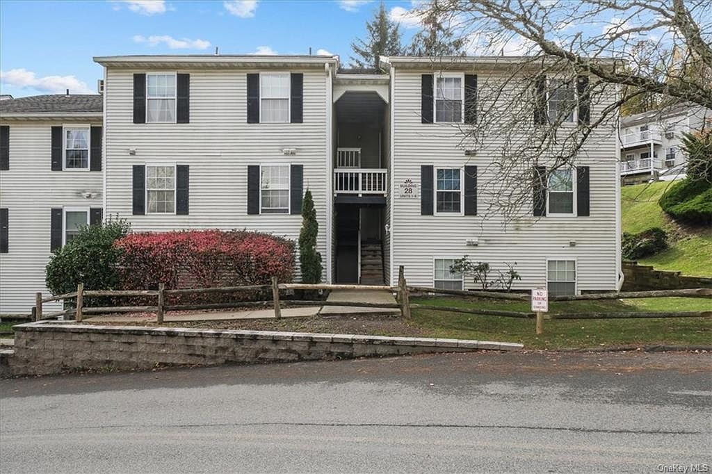 28 Lexington Hill UNIT 5, Harriman, NY 10926 Zillow