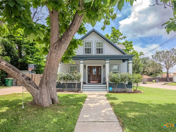 308 S De Leon St, Victoria, TX 77901