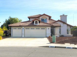 5203 Robinwood Dr, Oceanside, CA 92056
