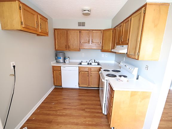 2nd image of 4228 Glen Hill Manor Dr APT 4