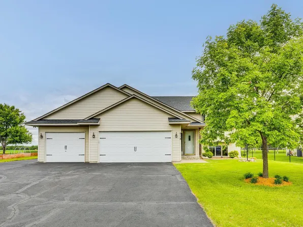 918 Mallard St NE, Hanover, MN 55341