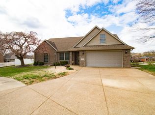 742 Trillium Way, Evansville, IN 47712