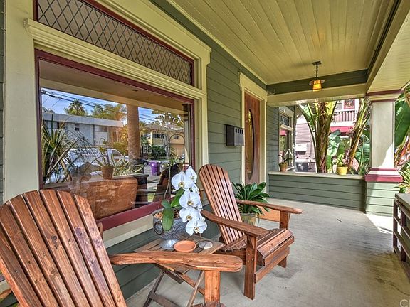 3rd image of 279 Molino Ave