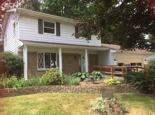 13330 Lake Shore Dr, Fenton, MI 48430