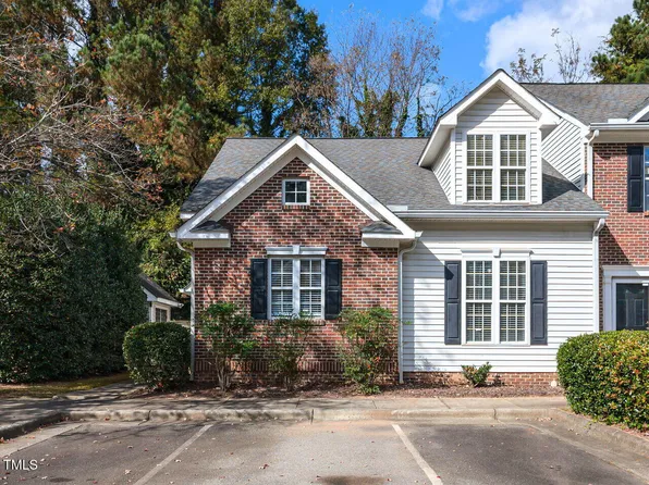 5506 Bradford Pear Ct, Raleigh, NC 27606