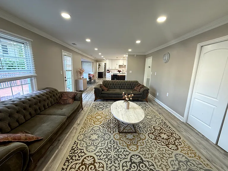 1609 Emmerton Ct — Photo 35