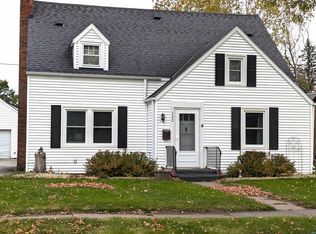 322 7th St, Cloquet, MN 55720