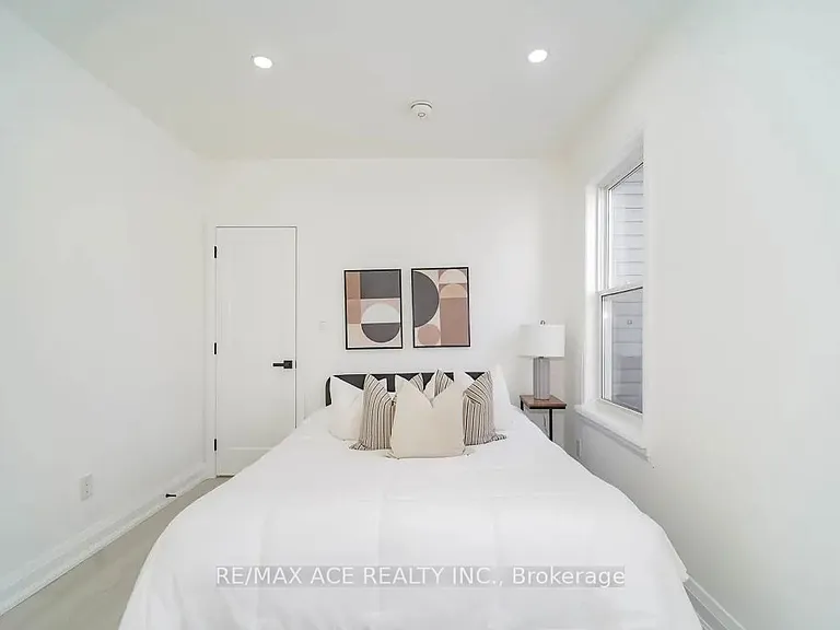 288 Celina St — Photo 9