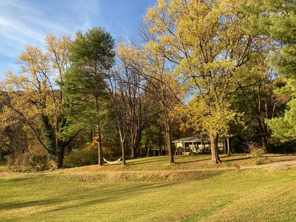 1392 Blair Park Rdg, Crozet, VA 22932