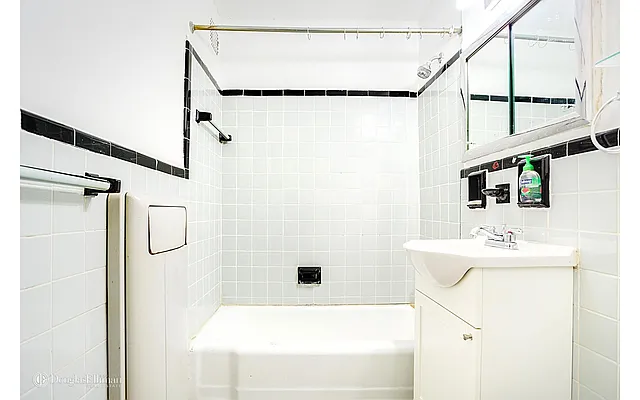 Sold by Douglas Elliman | media 27