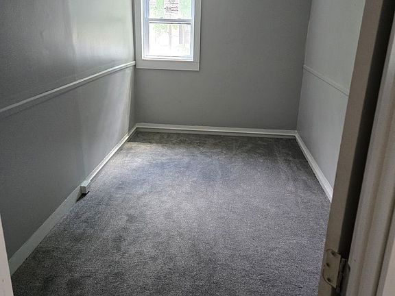 4th image of 15-17 Easterly Ave