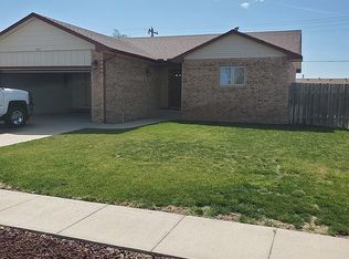 407 Elbert Ct, Holcomb, KS 67851