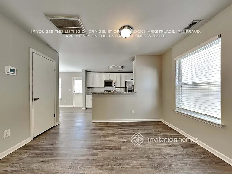 3926 Damask Dr — Photo 5