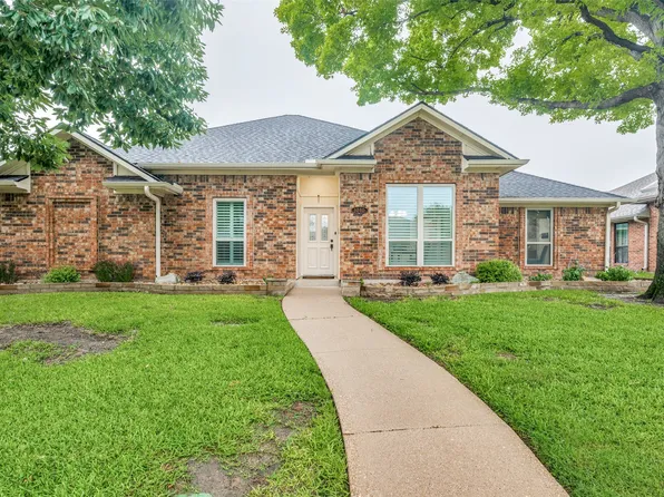 1040 Magnolia Dr, Carrollton, TX 75007