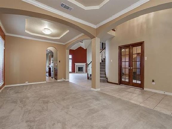 3rd image of 15130 Brooks Ln