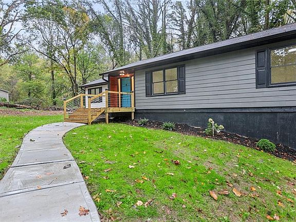 3rd image of 492 Teague Dr NW