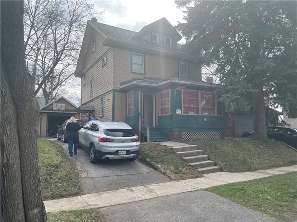 19 Northview Ter, Rochester, NY 14621