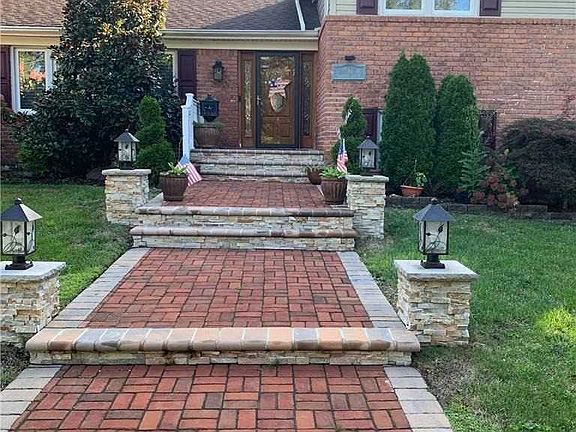 4th image of 790 Salisbury Park Dr #D