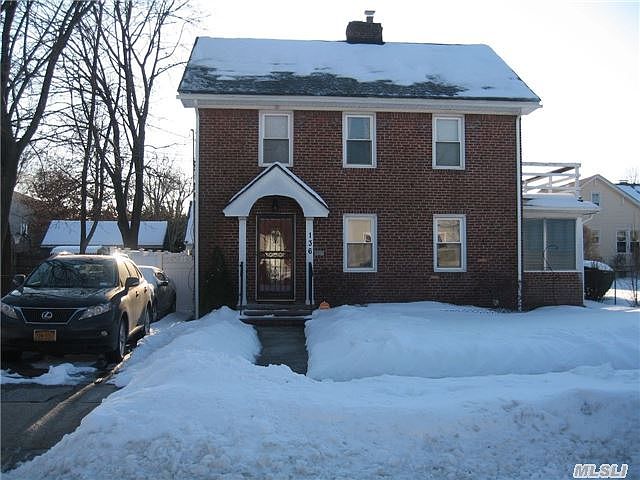 1st image of 136 Kennedy Ave