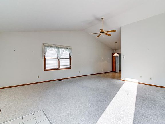 5th image of 1885 Candlewood Dr