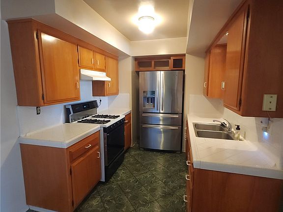 5th image of 35231 San Carlos St