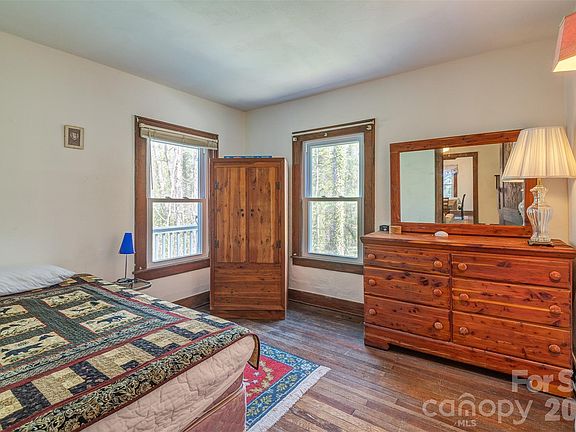 12th image of this home