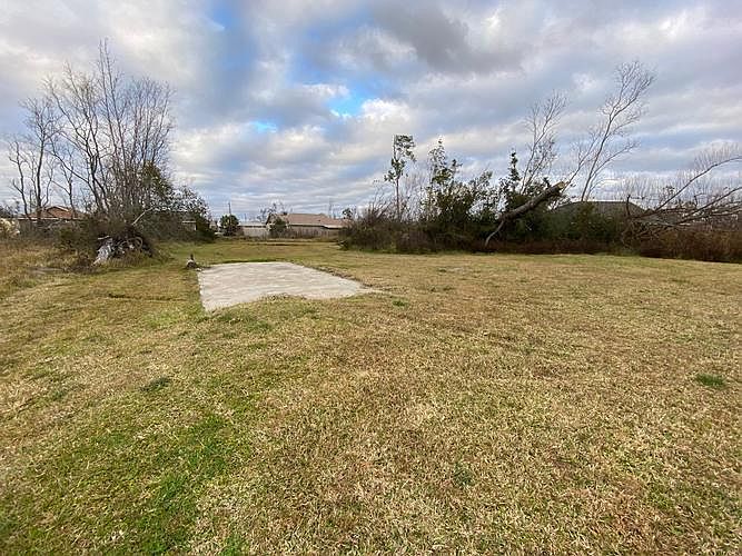 2nd image of 3611 Game Farm Rd